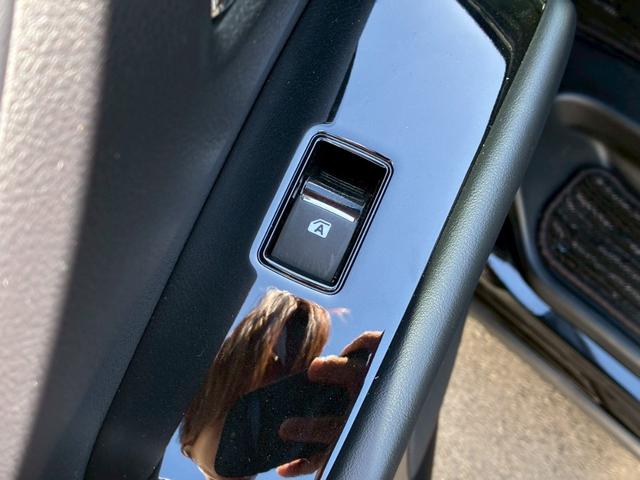 アルファード 2.5S Cパッケージ サンルーフ モデリスタエアロ(F.S.R) 12.1型フリップダウンモニター 両側パワースライドドア シートヒーター ベンチレーション パワーバックドア 純正18インチAW トヨタセーフティーセンス(64枚目)