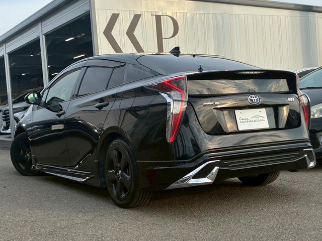 プリウス Sツーリングセレクション 純正ナビ モデリスタエアロ(F/S/R) バックカメラ セーフティセンス ブラックレザーシート シートヒーター レーダークルーズコントロール LEDヘッドライト 純正17インチアルミホイール ETC(26枚目)