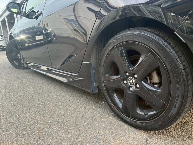 プリウス Sツーリングセレクション 純正ナビ モデリスタエアロ(F/S/R) バックカメラ セーフティセンス ブラックレザーシート シートヒーター レーダークルーズコントロール LEDヘッドライト 純正17インチアルミホイール ETC(31枚目)