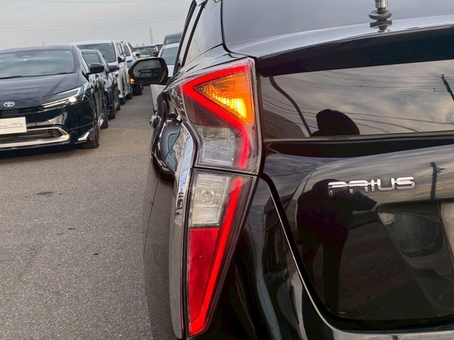 プリウス Sツーリングセレクション 純正ナビ モデリスタエアロ(F/S/R) バックカメラ セーフティセンス ブラックレザーシート シートヒーター レーダークルーズコントロール LEDヘッドライト 純正17インチアルミホイール ETC(34枚目)