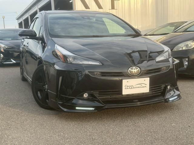 プリウス Sツーリングセレクション・ブラックエディション 純正ディスプレイオーディオ TRDエアロ(F/S/R) TRDマフラー ビルトインETC バックカメラ ドライブレコーダー前後 ブラックレザーシート シートヒーター レーダークルーズコントロール(12枚目)