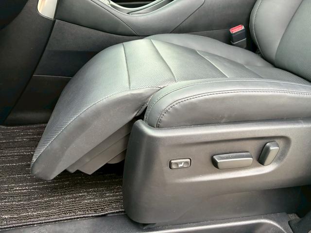 アルファード 2.5S Cパッケージ ツインムーンルーフ TRDエアロ(F/S/R) デジタルインナーミラー 純正ディスプレイオーディオ フリップダウンモニター 3眼LEDヘッドライト シーケンシャルウインカー シートヒータークーラー(73枚目)