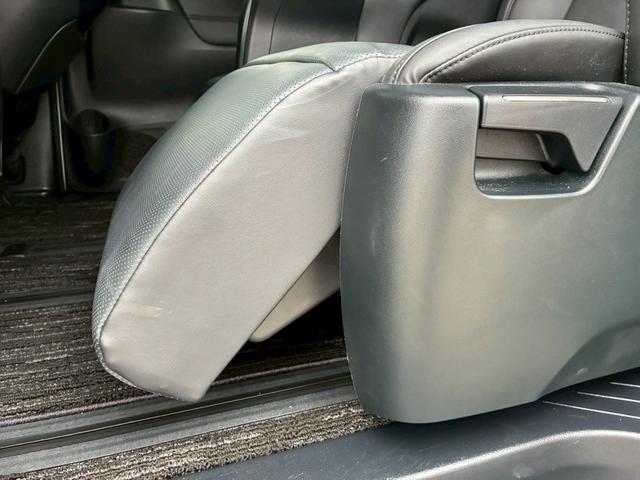 アルファード 2.5S Cパッケージ ツインムーンルーフ TRDエアロ(F/S/R) デジタルインナーミラー 純正ディスプレイオーディオ フリップダウンモニター 3眼LEDヘッドライト シーケンシャルウインカー シートヒータークーラー(78枚目)