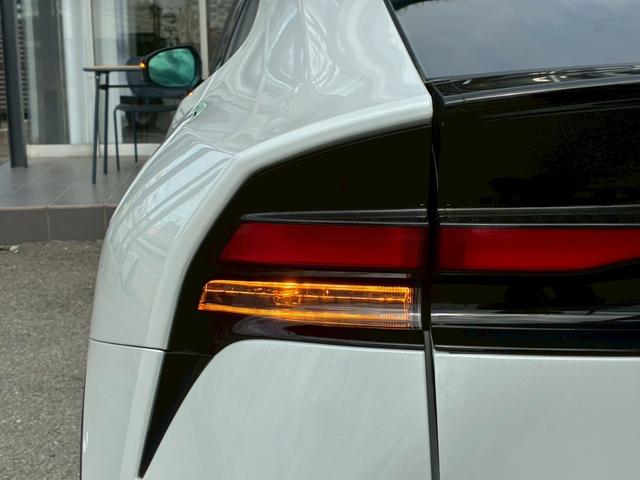 プリウス Z 純正12.3ディスプレイオーディオ パノラミックビューモニター フルセグTV ETC デジタルインナーミラー ブラックレザーシート シートヒーター・ベンチレーション 純正19インチアルミホイール(30枚目)