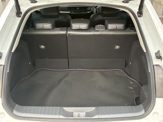 プリウス Z 純正12.3ディスプレイオーディオ パノラミックビューモニター フルセグTV ETC デジタルインナーミラー ブラックレザーシート シートヒーター・ベンチレーション 純正19インチアルミホイール(78枚目)