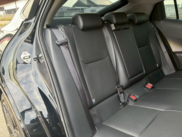 プリウス Ｚ　純正１２．３ディスプレイオーディオ＋ナビ　モデリスタエアロ（Ｆ／Ｓ／Ｒ）　モデリスタアルミホイール　　デジタルインナーミラー　パノラミックビューモニター　　トヨタチームメイト　シートヒーター・クーラー（77枚目）