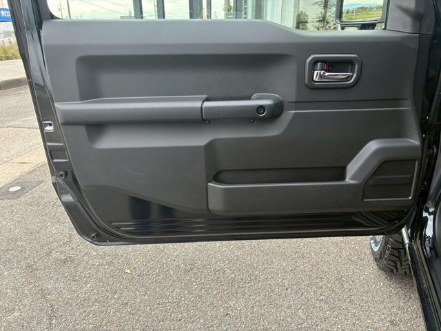 ジムニー XC 10インチフローティングオーディオ GI☆GEAR大型グリルガード G I☆GEARLEDフォグ GI☆GEARルーフラック GI☆GEAR1.5インチリフトアップキット オープンカントリータイヤ(58枚目)