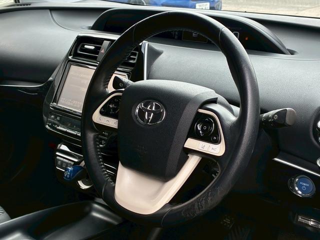 プリウス Ａ　９インチナビ　モデリスタエアロ（Ｆ．Ｓ．Ｒ）　寒冷地仕様ヘッドアップディスプレイ　ブラインドスポットモニター　クリアランスソナー　バックカメラ　　ＬＤＡ　ＰＣＳ　　リアフォグランプ　純正１５インチＡＷ（42枚目）