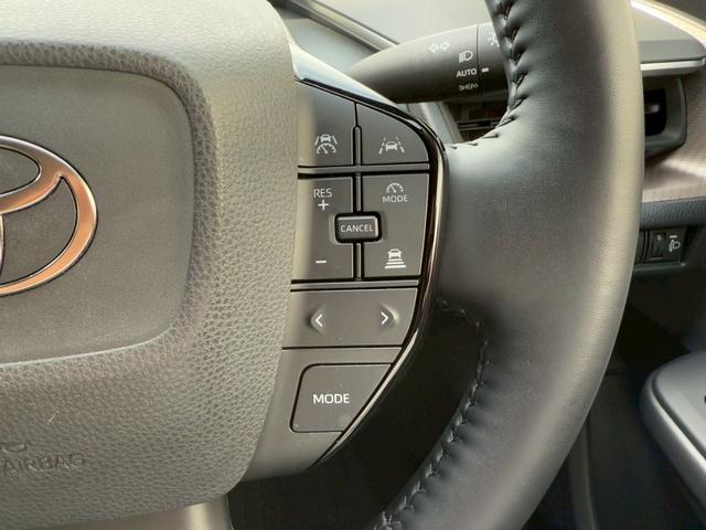 プリウス Z パノラマルーフ デジタルインナーミラー パノラミックビューモニター ブラインドスポットモニター ステアリングヒーター シートヒーター シートヒーター ワイヤレス充電 パワーバックドア パワーシート(42枚目)