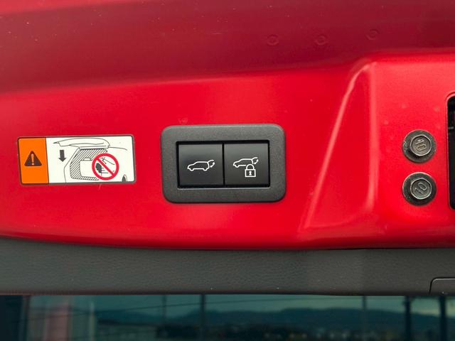 プリウス Z モデリスタエアロ トヨタチームメイト パノラミックビューモニター 12.3ディスプレイオーディオ デジタルインナーミラー 純正19インチAW 黒革シート レーダークルーズコントロール シートヒーター(76枚目)