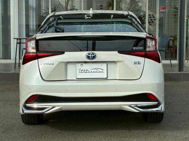 プリウス Sツーリングセレクション 純正ナビ モデリスタエアロ(F/S/R) 社外19インチアルミホイール トヨタセーフティセンス レーダークルーズコントロール バックカメラ Bluetooth接続 ドライブレコーダー シートヒーター(23枚目)