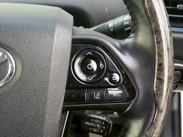 プリウス Sツーリングセレクション 純正ナビ モデリスタエアロ(F/S/R) 社外19インチアルミホイール トヨタセーフティセンス レーダークルーズコントロール バックカメラ Bluetooth接続 ドライブレコーダー シートヒーター(42枚目)