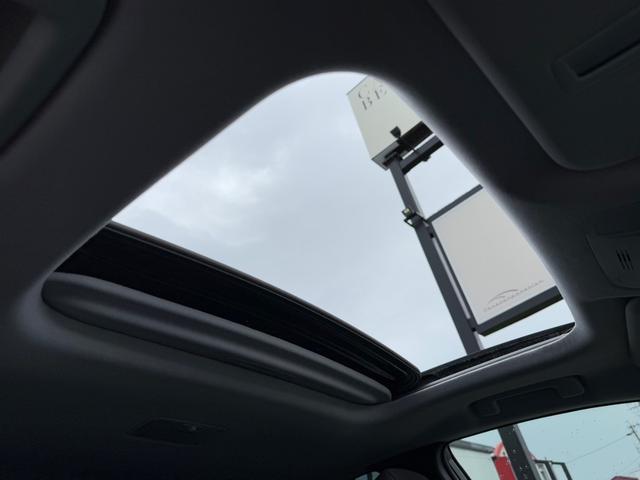 プリウス A サンルーフ モデリスタエアロICONIC モデリスタメッキガーニッシュ 社外18インチアルミホイール 純正ナビ バックカメラ ブラインドスポットモニター ヘッドアップディスプレイ フルセグTV ETC(4枚目)