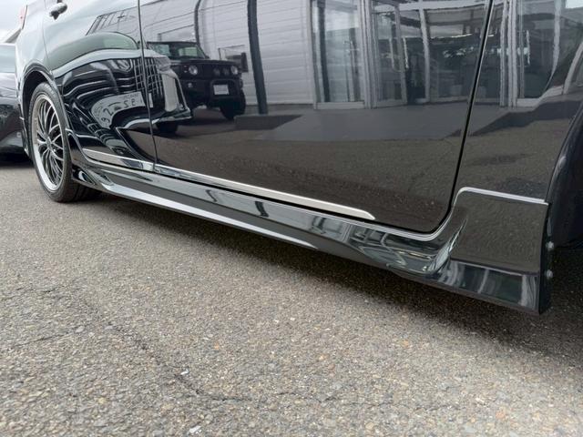 プリウス A サンルーフ モデリスタエアロICONIC モデリスタメッキガーニッシュ 社外18インチアルミホイール 純正ナビ バックカメラ ブラインドスポットモニター ヘッドアップディスプレイ フルセグTV ETC(16枚目)