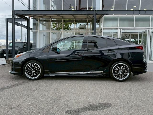 プリウス A サンルーフ モデリスタエアロICONIC モデリスタメッキガーニッシュ 社外18インチアルミホイール 純正ナビ バックカメラ ブラインドスポットモニター ヘッドアップディスプレイ フルセグTV ETC(36枚目)