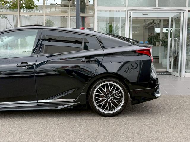 プリウス A サンルーフ モデリスタエアロICONIC モデリスタメッキガーニッシュ 社外18インチアルミホイール 純正ナビ バックカメラ ブラインドスポットモニター ヘッドアップディスプレイ フルセグTV ETC(37枚目)