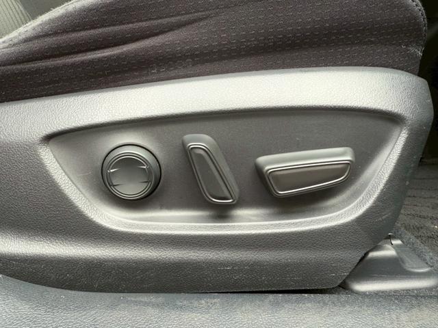 プリウス A サンルーフ モデリスタエアロICONIC モデリスタメッキガーニッシュ 社外18インチアルミホイール 純正ナビ バックカメラ ブラインドスポットモニター ヘッドアップディスプレイ フルセグTV ETC(58枚目)