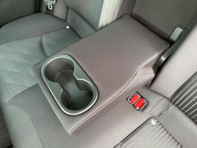 プリウス A サンルーフ モデリスタエアロICONIC モデリスタメッキガーニッシュ 社外18インチアルミホイール 純正ナビ バックカメラ ブラインドスポットモニター ヘッドアップディスプレイ フルセグTV ETC(75枚目)