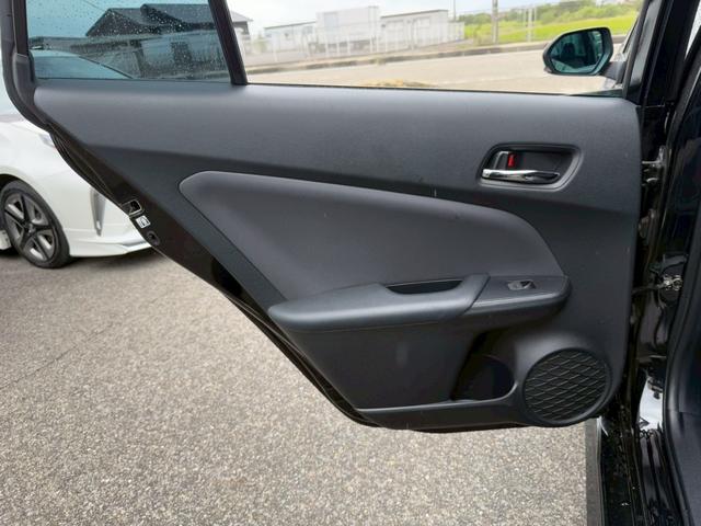 プリウス A サンルーフ モデリスタエアロICONIC モデリスタメッキガーニッシュ 社外18インチアルミホイール 純正ナビ バックカメラ ブラインドスポットモニター ヘッドアップディスプレイ フルセグTV ETC(77枚目)