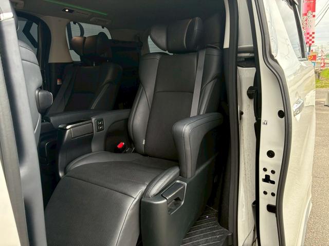 アルファード 2.5S Cパッケージ ムーンルーフ モデリスタエアロ(F.S.R) フリップダウンモニター デジタルインナーミラー 純正18インチAW クルーズコントロール BSM バックカメラ シートヒーター ステアリングヒーター(74枚目)