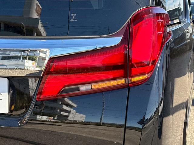 アルファード 2.5S Cパッケージ サンルーフ モデリスタエアロ(F.S.R) デジタルインナーミラー 純正フリップダウンモニター ディスプレイオーディオ 3眼LEDヘッドライト 18インチAW BSM シートヒーター ベンチレーション(33枚目)