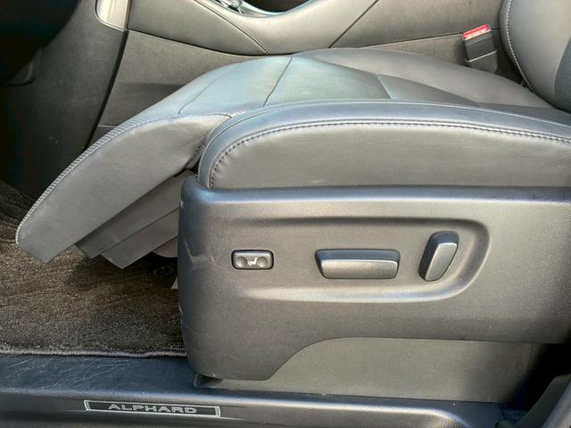 アルファード 2.5S Cパッケージ サンルーフ モデリスタエアロ(F.S.R) デジタルインナーミラー 純正フリップダウンモニター ディスプレイオーディオ 3眼LEDヘッドライト 18インチAW BSM シートヒーター ベンチレーション(69枚目)