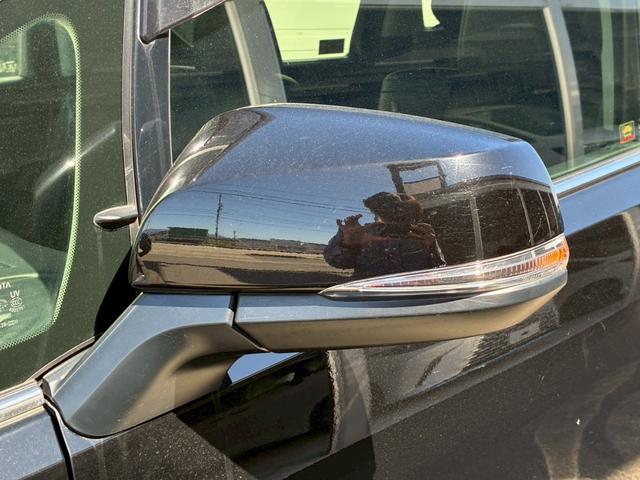 アルファード 2.5S Cパッケージ サンルーフ モデリスタエアロ(F.S.R) 12.1型フリップダウンモニター 両側パワースライドドア シートヒーター ベンチレーション パワーバックドア 純正18インチAW トヨタセーフティーセンス(19枚目)