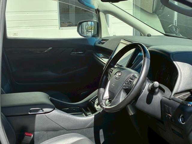 アルファード 2.5S Cパッケージ サンルーフ モデリスタエアロ(F.S.R) 12.1型フリップダウンモニター 両側パワースライドドア シートヒーター ベンチレーション パワーバックドア 純正18インチAW トヨタセーフティーセンス(39枚目)