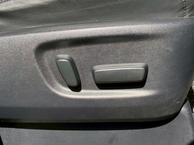 アルファード 2.5S Cパッケージ サンルーフ モデリスタエアロ(F.S.R) 12.1型フリップダウンモニター 両側パワースライドドア シートヒーター ベンチレーション パワーバックドア 純正18インチAW トヨタセーフティーセンス(62枚目)