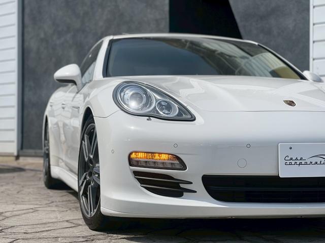 パナメーラ S 左H スポーツクロノパッケージ サンルーフ BOSWスピーカー ベージュレザーシート ベージュレザーシート パワーシート シートヒーター 電動リヤゲート 電動格納リヤウィング スポーツエキゾースト(14枚目)