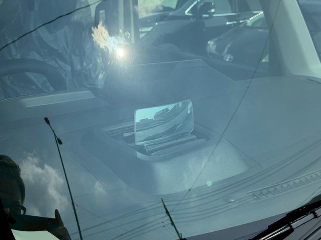 スペーシアカスタム ハイブリッドＸＳターボ　白黒ツートンカラー　ハイブリッドＸＳターボ　両側パワースライドドア　全方位モニター　純正９インチナビ　　ＴＶ　　セーフティサポート　１５ＡＷ　スマートキーハーフレザーシート　ステアリングヒーターＨＵＤ（22枚目）