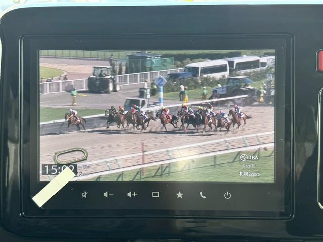 スペーシアカスタム ハイブリッドＸＳターボ　白黒ツートンカラー　ハイブリッドＸＳターボ　両側パワースライドドア　全方位モニター　純正９インチナビ　　ＴＶ　　セーフティサポート　１５ＡＷ　スマートキーハーフレザーシート　ステアリングヒーターＨＵＤ（49枚目）