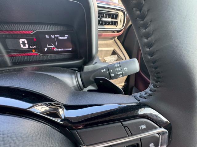 スペーシアカスタム ハイブリッドＸＳターボ　白黒ツートンカラー　ハイブリッドＸＳターボ　両側パワースライドドア　全方位モニター　純正９インチナビ　　ＴＶ　　セーフティサポート　１５ＡＷ　スマートキーハーフレザーシート　ステアリングヒーターＨＵＤ（53枚目）