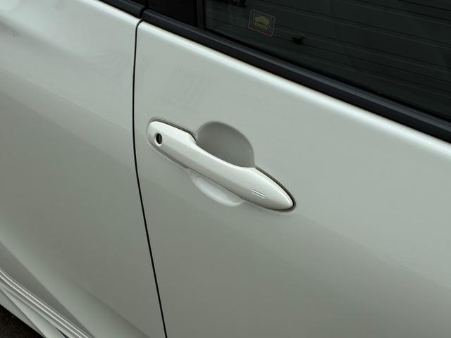 プリウス A 9インチナビ モデリスタエアロ(F.S.R) 寒冷地仕様ヘッドアップディスプレイ ブラインドスポットモニター クリアランスソナー バックカメラ LDA PCS リアフォグランプ 純正15インチAW(21枚目)