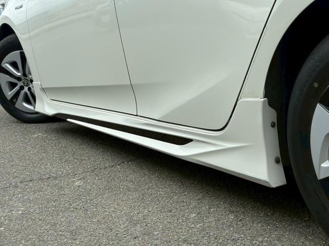 プリウス A 9インチナビ モデリスタエアロ(F.S.R) 寒冷地仕様ヘッドアップディスプレイ ブラインドスポットモニター クリアランスソナー バックカメラ LDA PCS リアフォグランプ 純正15インチAW(35枚目)