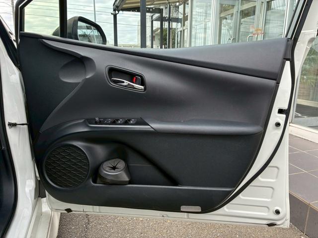 プリウス A 9インチナビ モデリスタエアロ(F.S.R) 寒冷地仕様ヘッドアップディスプレイ ブラインドスポットモニター クリアランスソナー バックカメラ LDA PCS リアフォグランプ 純正15インチAW(56枚目)