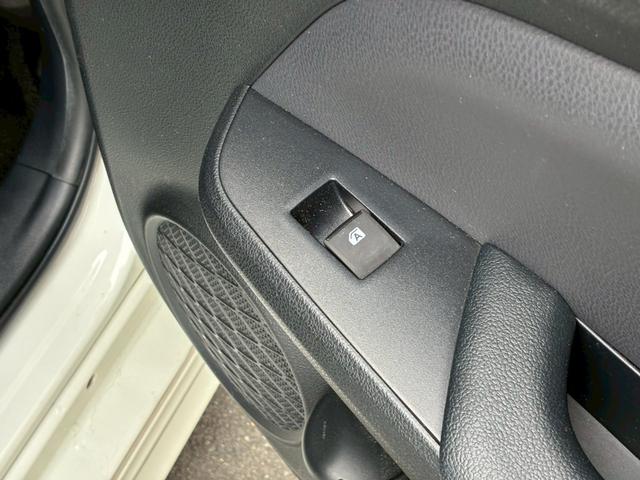 プリウス A 9インチナビ モデリスタエアロ(F.S.R) 寒冷地仕様ヘッドアップディスプレイ ブラインドスポットモニター クリアランスソナー バックカメラ LDA PCS リアフォグランプ 純正15インチAW(71枚目)