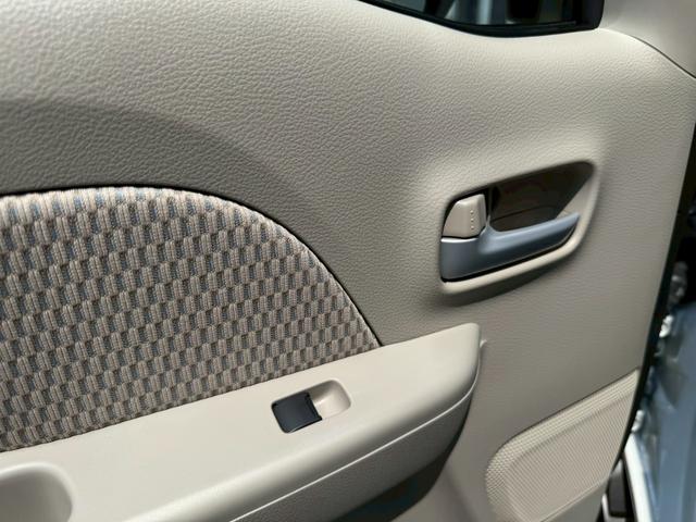 エブリイワゴン ＰＺターボスペシャル　ハイルーフ　ＬＥＤヘッドライト　両側電動スライドドア　電動オートステップ　純正１４インチアルミホイール　革巻きステアリング　デュアルカメラブレーキサポート　シートヒーター　スマートキープッシュスタート（61枚目）