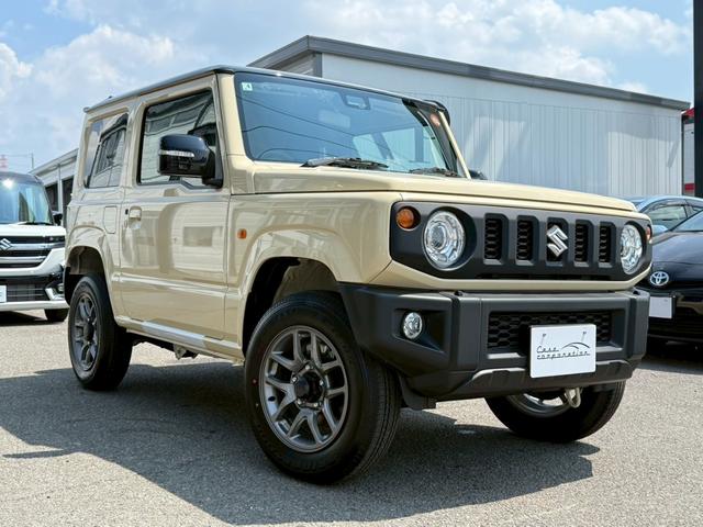 ジムニー ＸＣ　スズキセーフティーサポート　運転席助手席シートヒーター　ＬＥＤヘッドライト　クルーズコントロール　ステアリングスイッチ　スマートキー　プッシュボタンスタート　背面スペアタイヤ　電動ミラー　オートライト（9枚目）