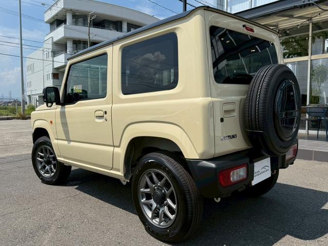 ジムニー ＸＣ　スズキセーフティーサポート　運転席助手席シートヒーター　ＬＥＤヘッドライト　クルーズコントロール　ステアリングスイッチ　スマートキー　プッシュボタンスタート　背面スペアタイヤ　電動ミラー　オートライト（29枚目）