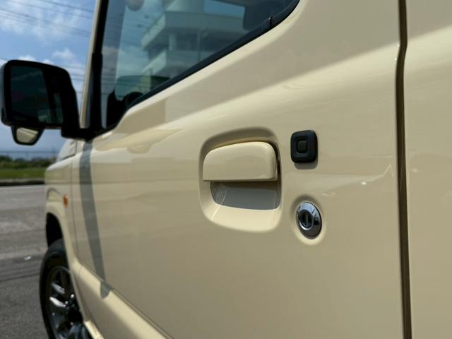 ジムニー ＸＣ　スズキセーフティーサポート　運転席助手席シートヒーター　ＬＥＤヘッドライト　クルーズコントロール　ステアリングスイッチ　スマートキー　プッシュボタンスタート　背面スペアタイヤ　電動ミラー　オートライト（35枚目）