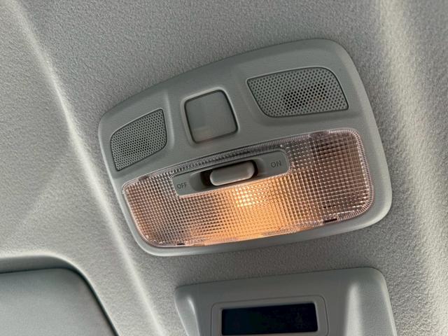 ジムニー ＸＣ　スズキセーフティーサポート　運転席助手席シートヒーター　ＬＥＤヘッドライト　クルーズコントロール　ステアリングスイッチ　スマートキー　プッシュボタンスタート　背面スペアタイヤ　電動ミラー　オートライト（49枚目）
