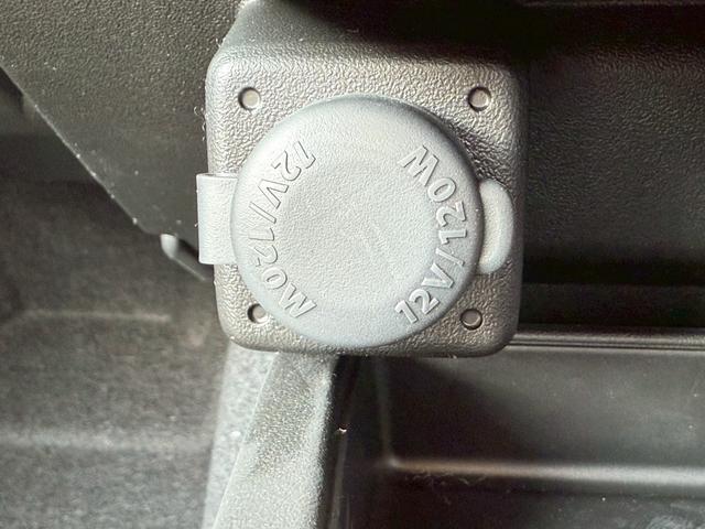 ジムニー ＸＣ　スズキセーフティーサポート　運転席助手席シートヒーター　ＬＥＤヘッドライト　クルーズコントロール　ステアリングスイッチ　スマートキー　プッシュボタンスタート　背面スペアタイヤ　電動ミラー　オートライト（52枚目）