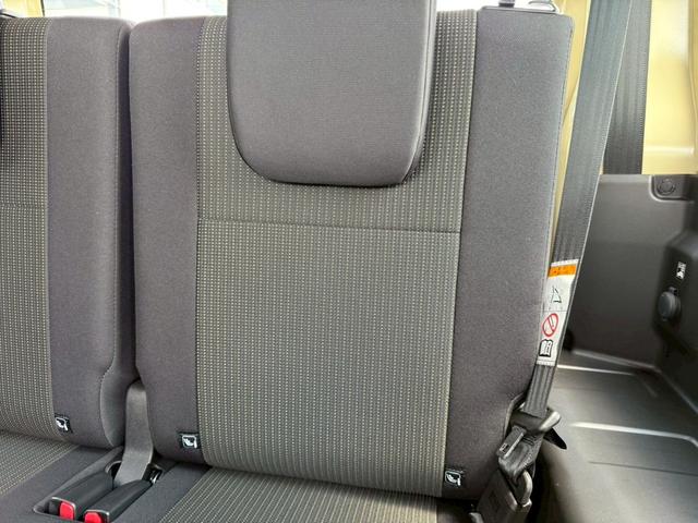 ジムニー ＸＣ　スズキセーフティーサポート　運転席助手席シートヒーター　ＬＥＤヘッドライト　クルーズコントロール　ステアリングスイッチ　スマートキー　プッシュボタンスタート　背面スペアタイヤ　電動ミラー　オートライト（70枚目）