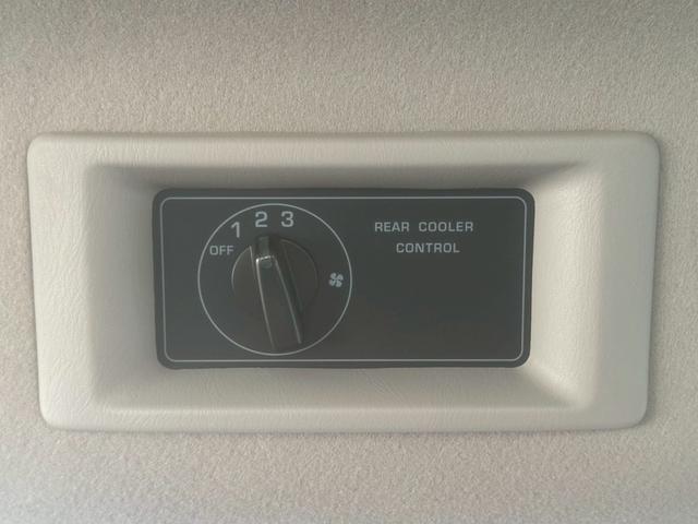 キャラバン ロンググランドプレミアムＧＸ　登録済未使用車　デジタルインナーミラー　アラウンドビューモニター　左側パワースライドドア　イージークローザー　クリアランスソナー　ＬＥＤヘッドライト　インテリキー　純正１５インチＡＷ　スペアタイヤ（66枚目）