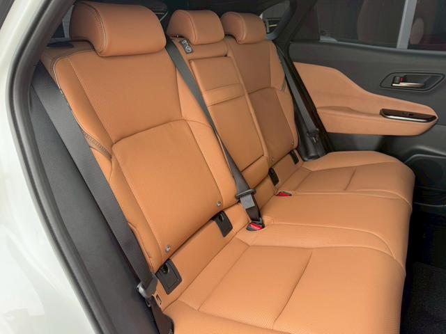 クラウンスポーツ Z モデリスタエアロ(F.S.R) パノラミックビューモニター デジタルインナーミラー 純正21インチAW ブラウンレザーシート ヘッドアップディスプレイ シートヒーター シートエアコン パワーバックドア(72枚目)