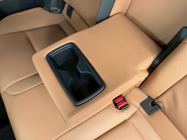 クラウンスポーツ Z モデリスタエアロ(F.S.R) パノラミックビューモニター デジタルインナーミラー 純正21インチAW ブラウンレザーシート ヘッドアップディスプレイ シートヒーター シートエアコン パワーバックドア(75枚目)