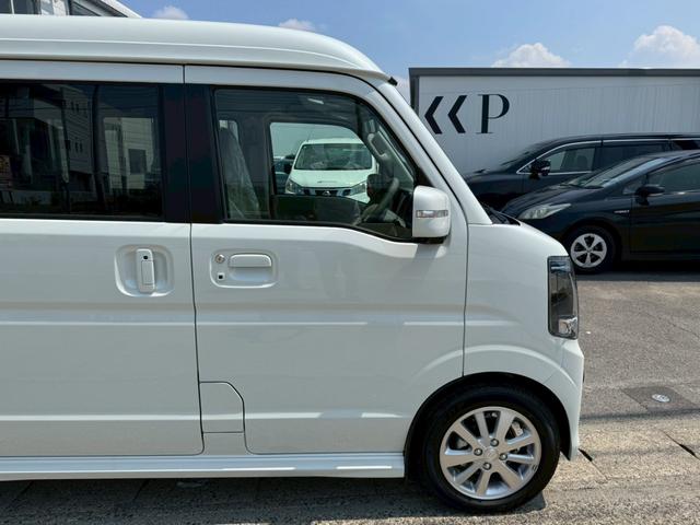 エブリイワゴン PZターボスペシャル ハイルーフ 届出済未使用車 ディスプレイオーディオ バックカメラ 両側電動スライドドア シートヒーター 片側電動ステップ LEDヘッドライト 車線逸脱警報 衝突被害軽減システム 純正14インチアルミ(20枚目)