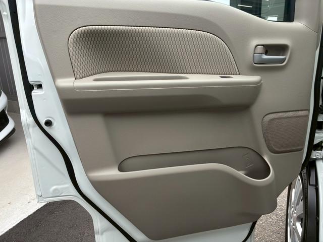 エブリイワゴン PZターボスペシャル ハイルーフ 届出済未使用車 ディスプレイオーディオ バックカメラ 両側電動スライドドア シートヒーター 片側電動ステップ LEDヘッドライト 車線逸脱警報 衝突被害軽減システム 純正14インチアルミ(58枚目)