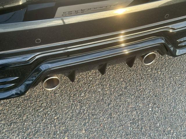 プリウス Ｓツーリングセレクション　純正ディスプレイオーディオ　ＴＲＤエアロ（Ｆ／Ｓ／Ｒ）　ＴＲＤマフラー　ビルドインＥＴＣ　バックカメラ　ドライブレコーダー前後　ブラックレザーシート　シートヒーター　レーダークルーズコントロール（29枚目）